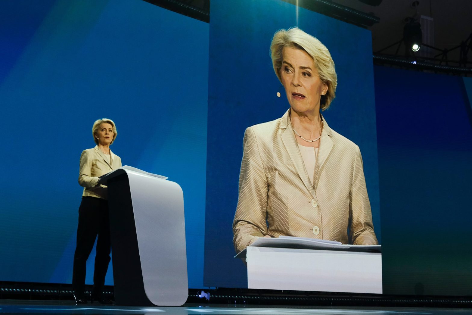 Les deux visages d'Ursula Von Der Leyen
