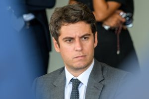 Gabriel Attal signe le décret n°2024-124 supprimant 52,8 millions d’euros à la sécurité civile et annulant la commande de Canadair