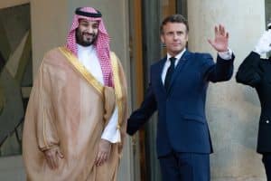 Emmanuel Macron accueille le prince héritier saoudien Mohammed ben Salmane à l'Élysée