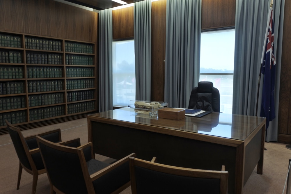 Bureau officiel britannique avec drapeau du Royaume-Uni